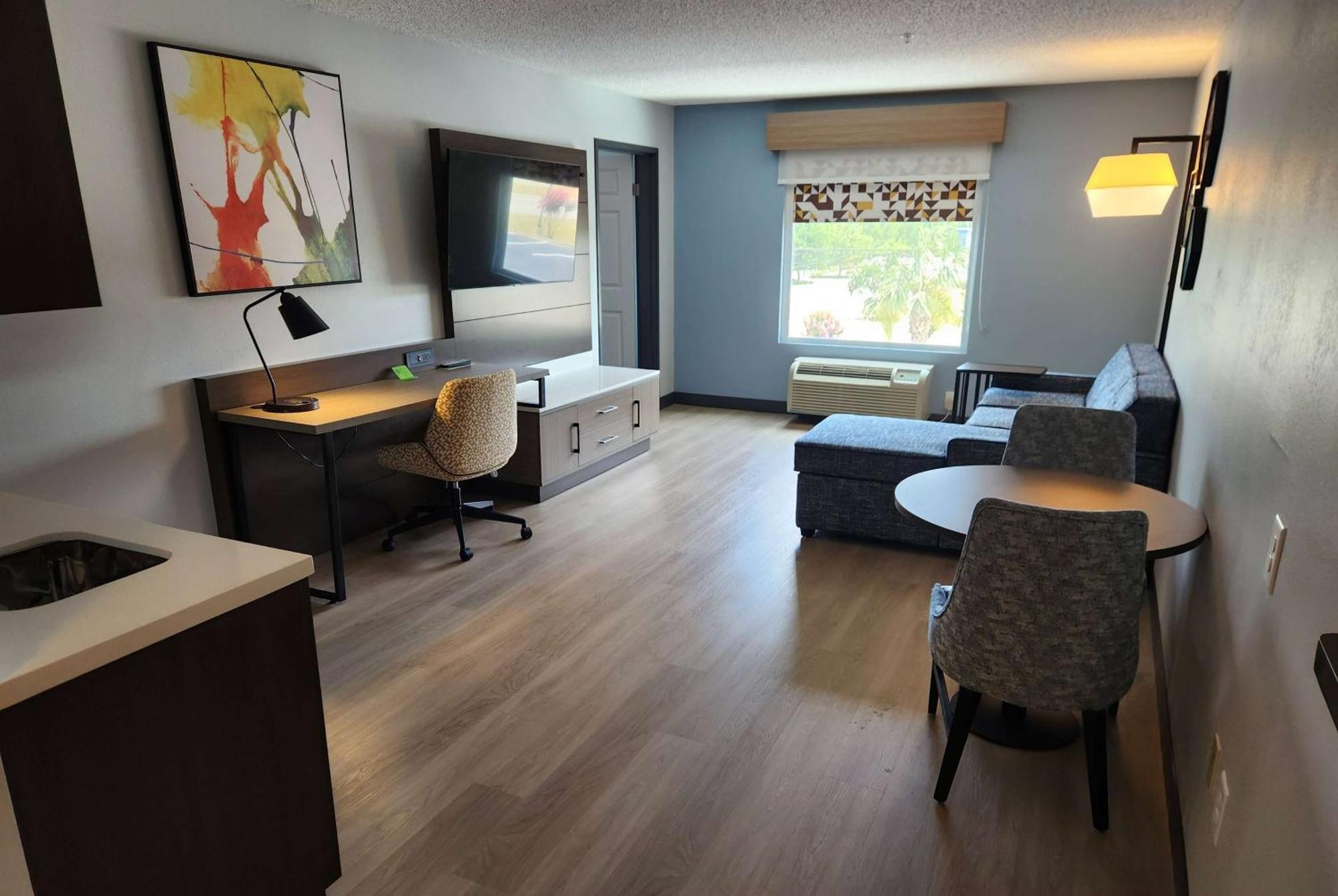La Quinta By Wyndham Warner Robins - Robins Afb Hotel Buitenkant foto